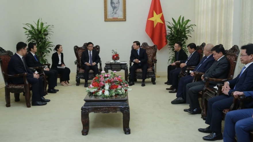 Deputy PM receives leader of China Railway Signal & Communication